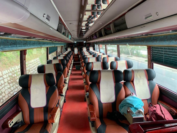 28 Seater Limousine Rental to Lai Chau