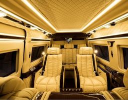 7-seater Limousine rental Saigon to Quang Ngai